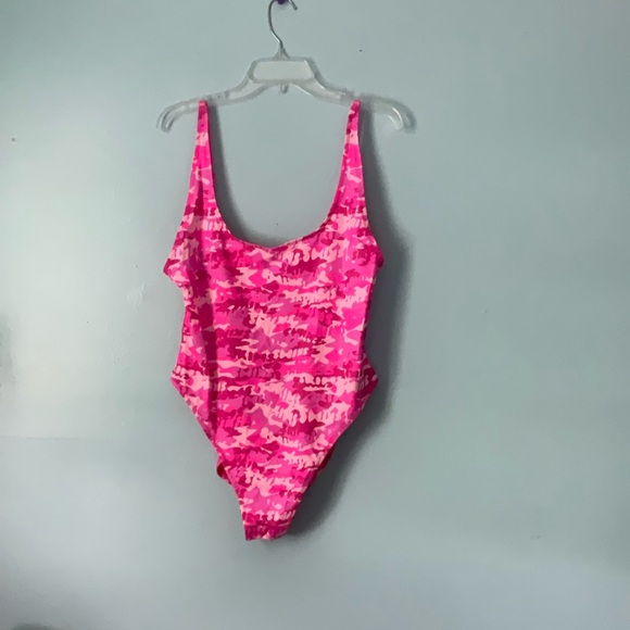 NWOT skims scoop neck camo swimsuit - Picture 1 of 6